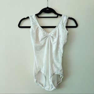 Lucky Leo Moon Leotard - white velvet